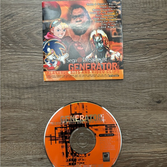 Practically new collectible Sega Dreamcast system, 2 controllers,various games - Picture 4 of 5